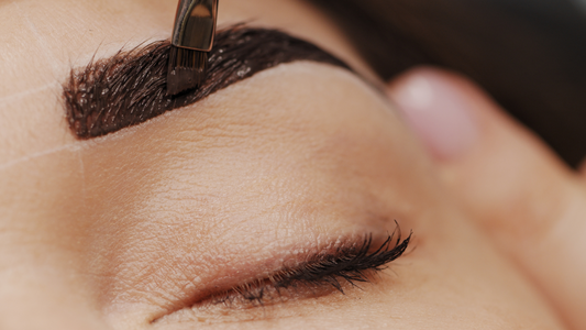 Why Henna Brow Tinting is a Safer Beauty Alternative