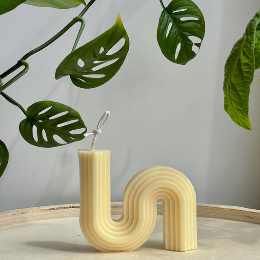 Wavy 2 Candle